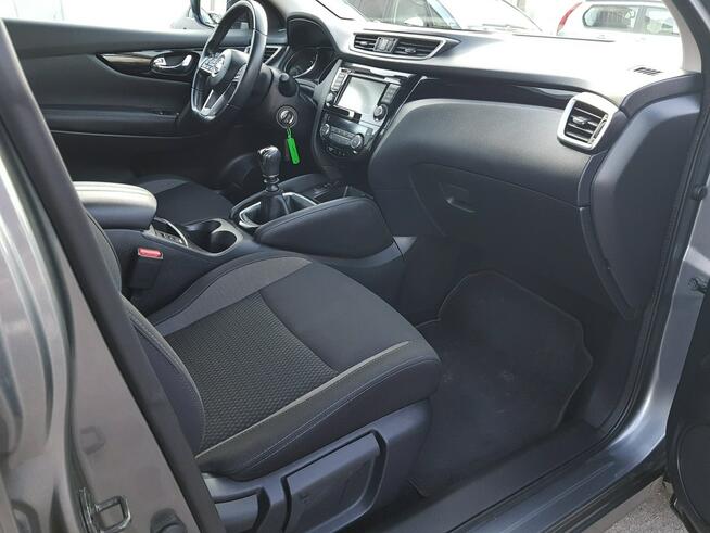 Nissan Qashqai 1,3 Benzyna Turbo Kamera Klimatronik Zarejestrowany Gwarancja