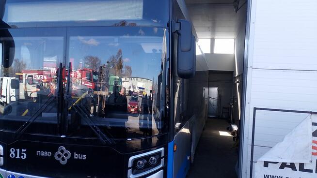 wymiana szyb samochodowych |montaż haków |szklarz Sanok