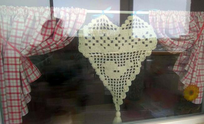 Szydełkowe zawieszki/ozdoby Duże Serduszka 25 za sztukę