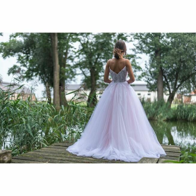 Suknie ślubne, szycie sukien/sukienek