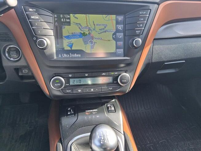 Toyota Avensis 1.8 147KM FULL LED Skóra Kamera Navi Salon Po