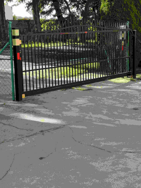 Sprzedam /siedzibę firmy/hale+biuro/394m2/1251m2 Komorniki