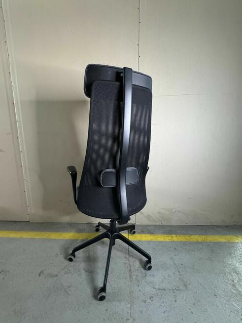 Syndyk sprzeda używane meble Ikea