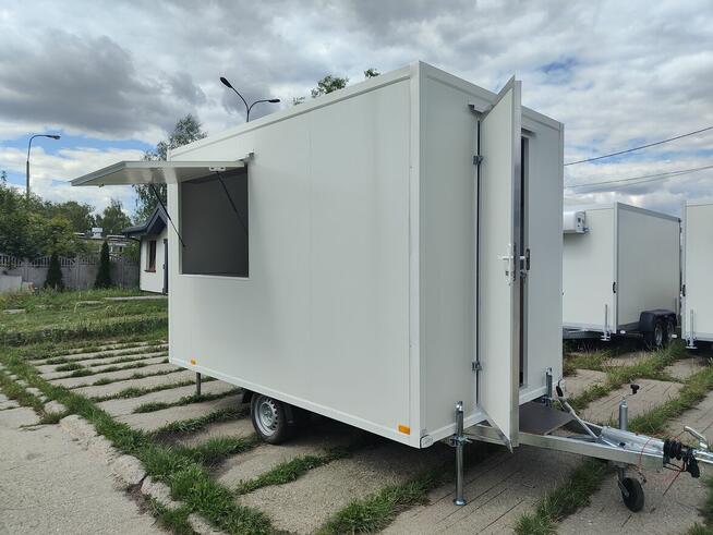 przyczepa gastronomiczna food track