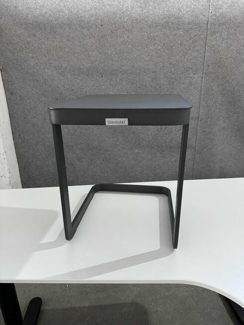 Syndyk sprzeda używane meble ogrodowe