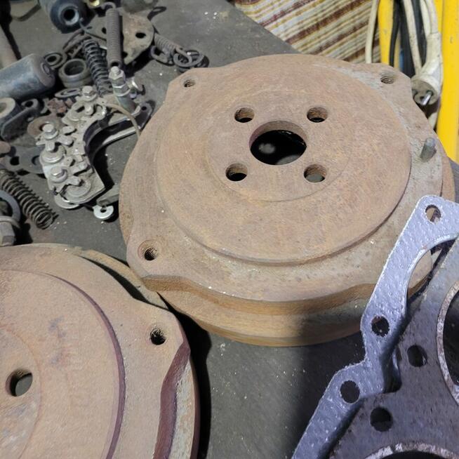 Części do fiata 126p