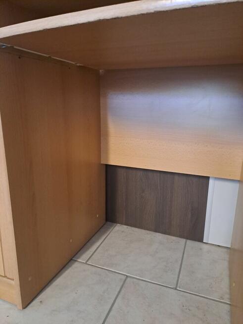 Biurko kolor sosna jasna stan bdb