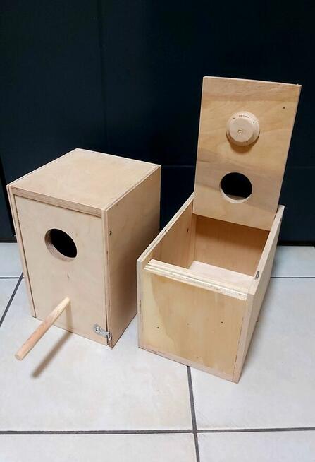 dla falistej - nierozłączki budka lęgowa