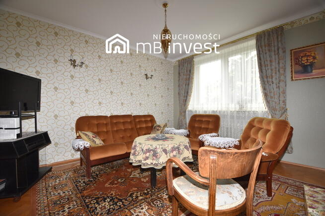 Dom wolnostojący-2 garaże-duży potencjał aranżacji