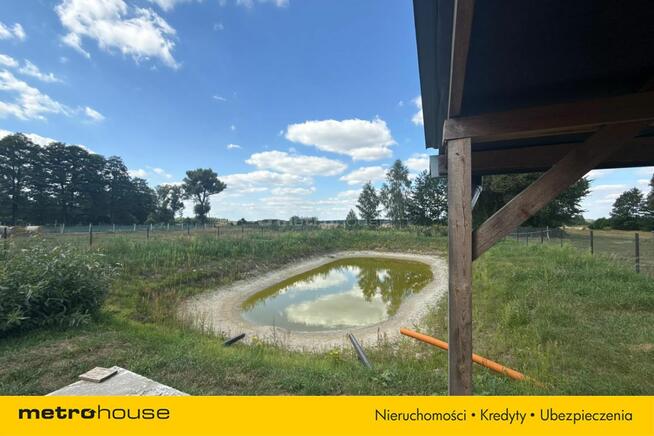 Na sprzedaż dom mieszkalny, dom rekreacyjny i staw