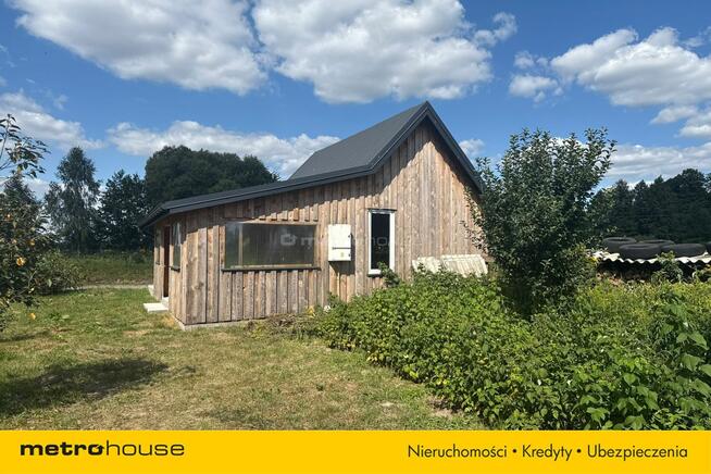 Na sprzedaż dom mieszkalny, dom rekreacyjny i staw