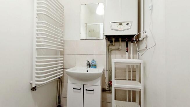 Duża kawalerka z balkonem – Łomżyńska 30