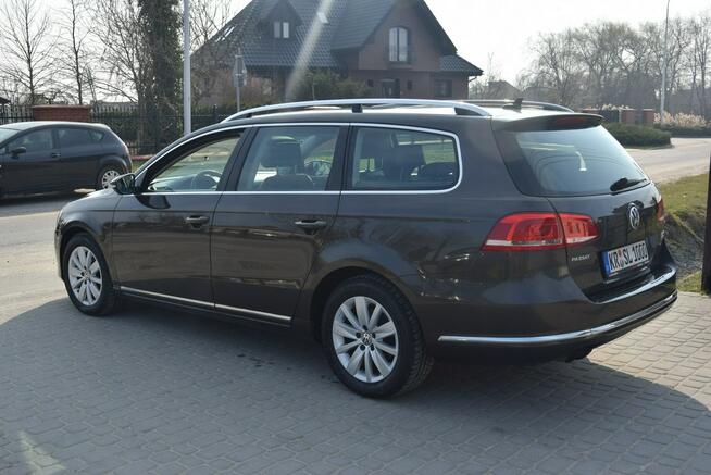 Volkswagen Passat 2.0D 2014r/ Navi/ Panorama/ Skóra/ 2 KPL Opon/ Sprowadzony