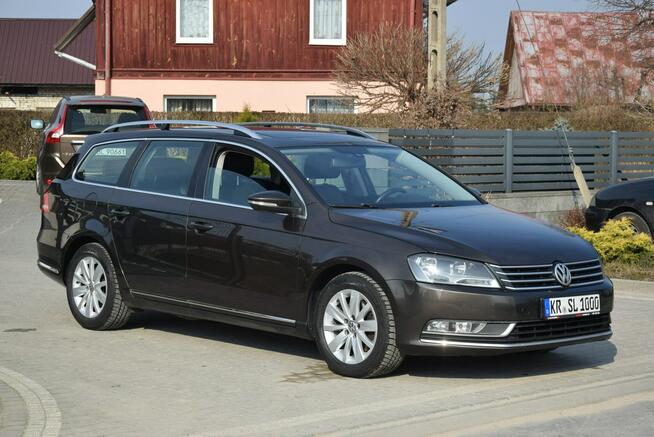 Volkswagen Passat 2.0D 2014r/ Navi/ Panorama/ Skóra/ 2 KPL Opon/ Sprowadzony