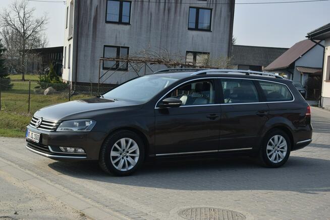 Volkswagen Passat 2.0D 2014r/ Navi/ Panorama/ Skóra/ 2 KPL Opon/ Sprowadzony