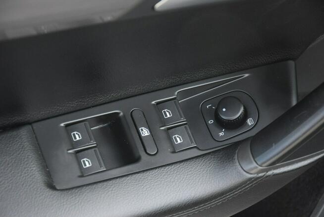 Volkswagen Passat 2.0D 2014r/ Navi/ Panorama/ Skóra/ 2 KPL Opon/ Sprowadzony