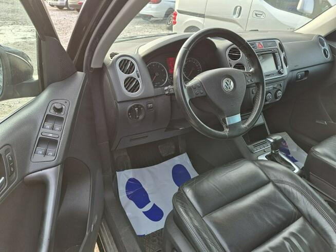Volkswagen Tiguan 4x4*Skóry*Automat*SzklanyDach*Alu*200Ps