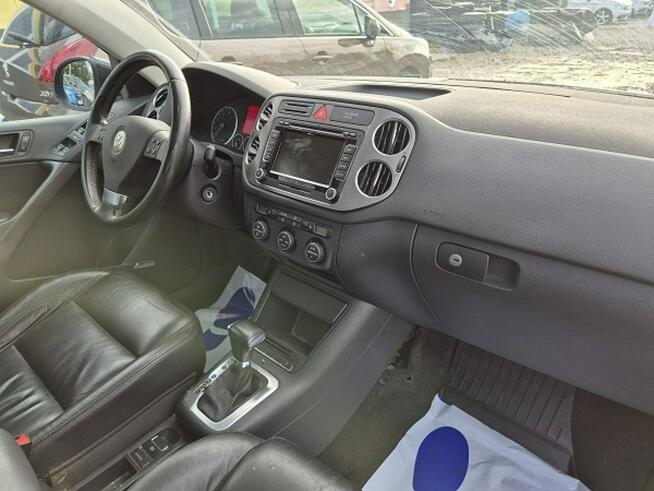 Volkswagen Tiguan 4x4*Skóry*Automat*SzklanyDach*Alu*200Ps