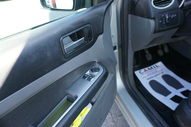 Ford Focus polski salon