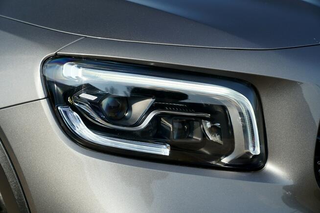 Mercedes GLB FUL LED skóra PANORAMA kamery 360 grzane fotele nawi 7 foteli AMG 4x4