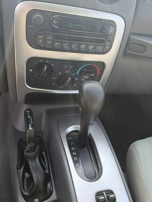 Jeep 4x4 Podniesiony 214 ps Jimny