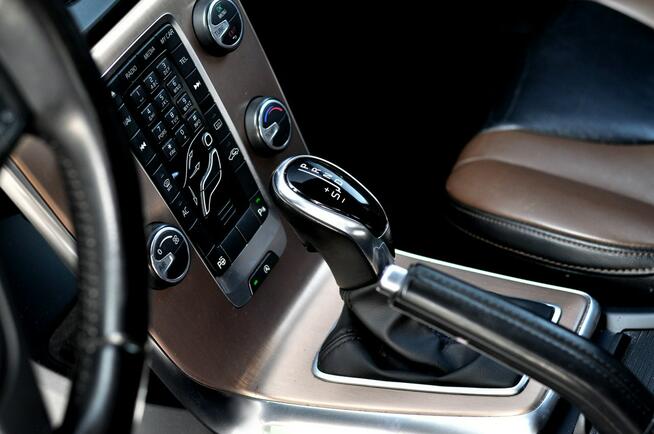 Volvo V40 Cross Country D2 Automat Cross Country Navi Skóra Full Opcja