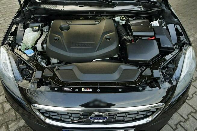 Volvo V40 Cross Country 2,0D2 NAVI, automat, skóra, 2015r.