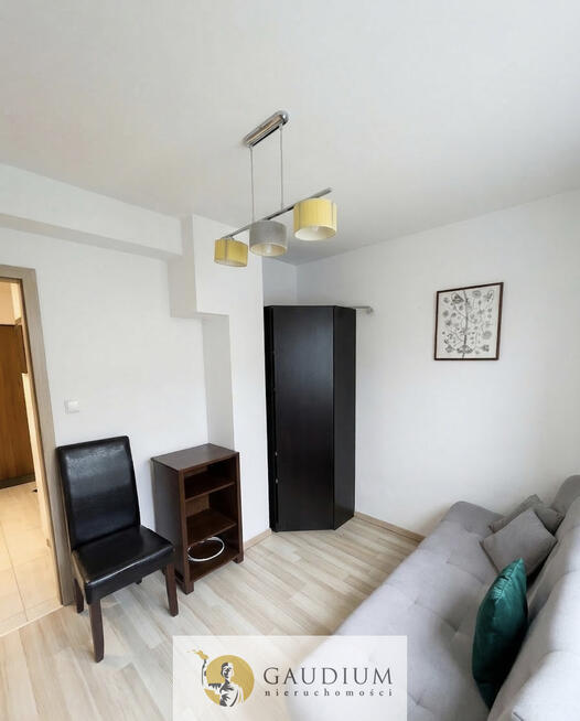 2 - pok. mieszkanie z miejscem postojowym w hali