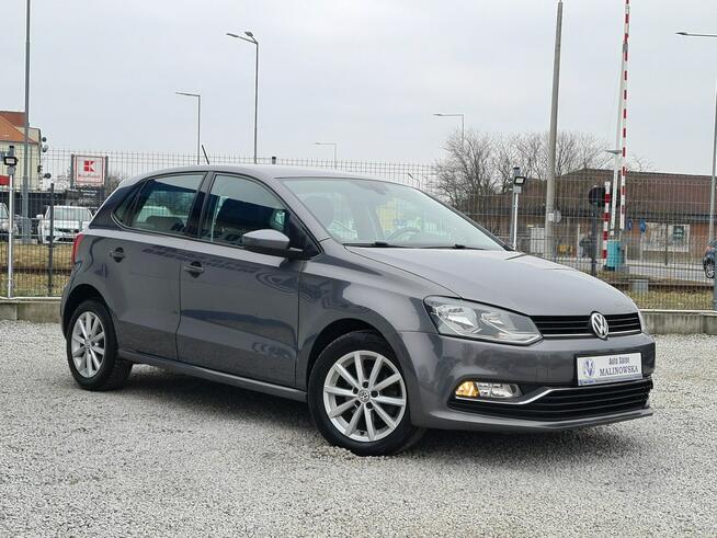 Volkswagen Polo Navi 2xPDC Klimatyzacja Sensory Tempomat Halogeny Komputer Alu