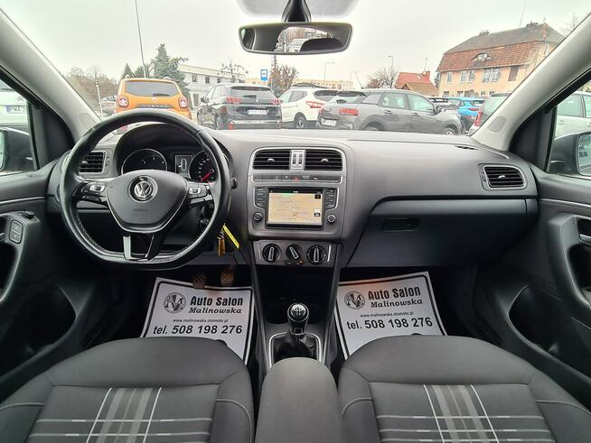 Volkswagen Polo Navi 2xPDC Klimatyzacja Sensory Tempomat Halogeny Komputer Alu