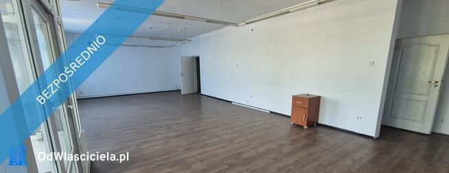 biurowiec z halą magazynową