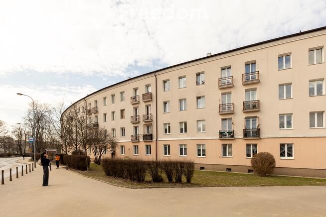 3 pokoje, 1 piętro, 11 500 zł/m², KW bez obciążeń