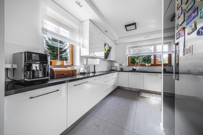 ✅ Sprawdź >>> Dom wolnostojący, 6 pokoi, garaż✅