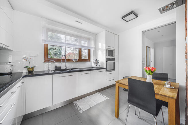 ✅ Sprawdź >>> Dom wolnostojący, 6 pokoi, garaż✅