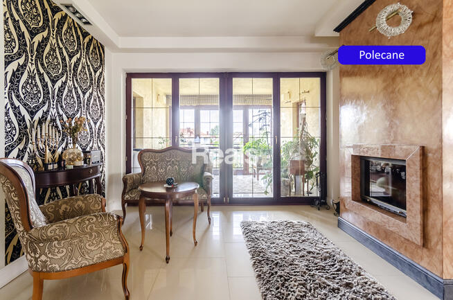 Lux dom wolnostojący z wynajętym lokalem usługowym