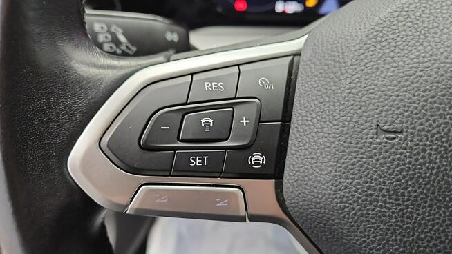 Volkswagen Golf 1.0 TSI Life ! Z Polskiego Salonu ! Faktura VAT !