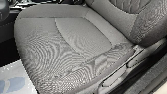 Toyota Corolla 1.5 Style ! Z Polskiego Salonu ! Faktura VAT !