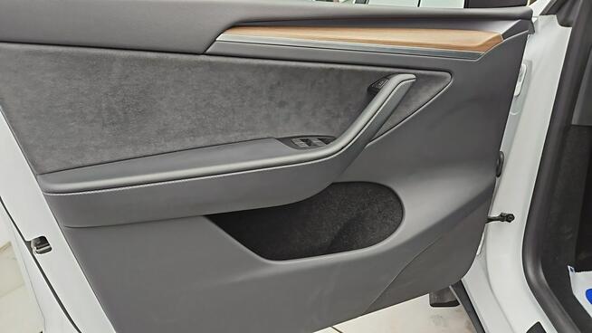 Tesla Y Long Range RWD ! Z Polskiego Salonu ! Faktura VAT !