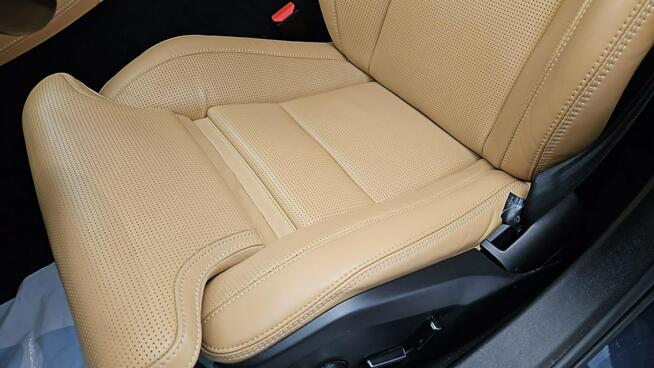 Volvo V60 T8 AWD Plug-In Hybrid Plus Bright ! Z Polskiego Salonu ! Faktura VAT !