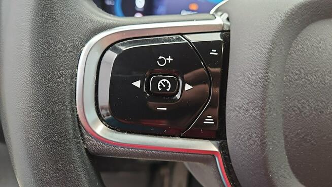 Volvo V60 T8 AWD Plug-In Hybrid Plus Bright ! Z Polskiego Salonu ! Faktura VAT !