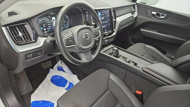 Volvo XC 60 AWD Momentum Pro aut ! Z Polskiego Salonu ! Faktura VAT !