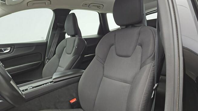 Volvo XC 60 2.0 D4 SCR Momentum ! Z Polskiego Salonu ! Faktura VAT !