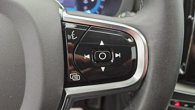 Volvo XC 60 Plus Dark aut ! Z Polskiego Salonu ! Faktura VAT !