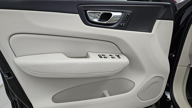 Volvo XC 60 Plus Bright aut ! Z Polskiego Salonu ! Faktura VAT !