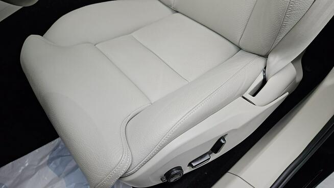 Volvo XC 60 Plus Bright aut ! Z Polskiego Salonu ! Faktura VAT !