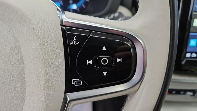 Volvo XC 60 Plus Bright aut ! Z Polskiego Salonu ! Faktura VAT !