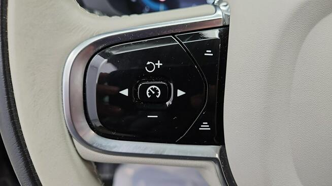 Volvo XC 60 Plus Bright aut ! Z Polskiego Salonu ! Faktura VAT !