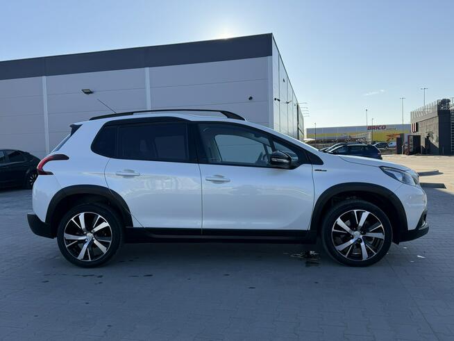 Peugeot 2008 1.2 / 110KM LED GT-LINE Nawigacja Tempomat Czujniki Parkowania