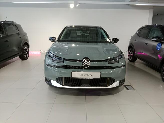 Citroen C4 MAX MHEV Hybryda Wielosezon Martwe Pole Nawigacja