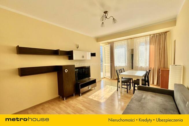 2 pokoje/ osobna kuchnia z oknem /balkon/Marchołta